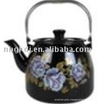 color enameled porcelained kettle with bakelite handle